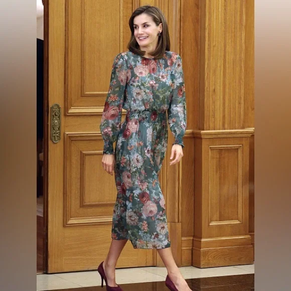 Zara Rare Viral Floral Sheer Midi Dress Sz M - Picture 2 of 11